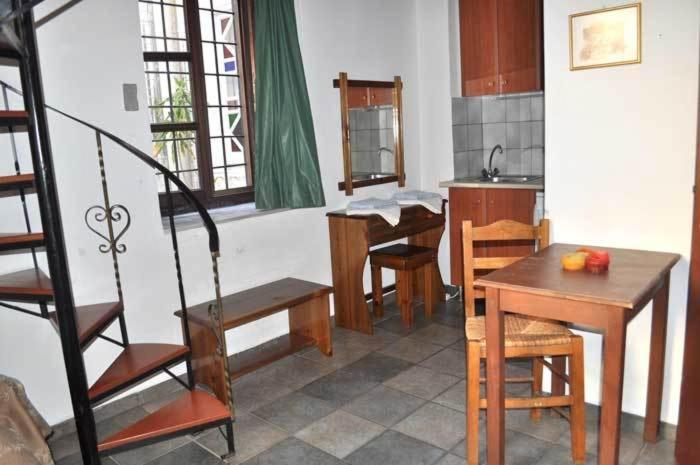 Odos Odysseos Ermoupoli Room photo