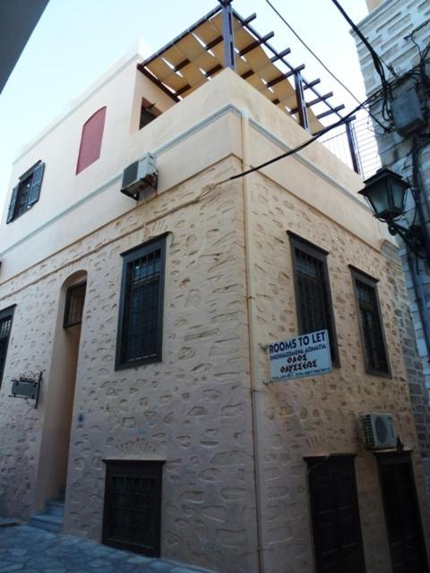 Odos Odysseos Ermoupoli Exterior photo